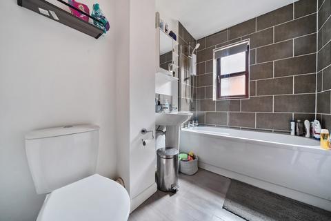 2 bedroom maisonette for sale, Midanbury Lane, Bitterne Park, Southampton, Hampshire, SO18