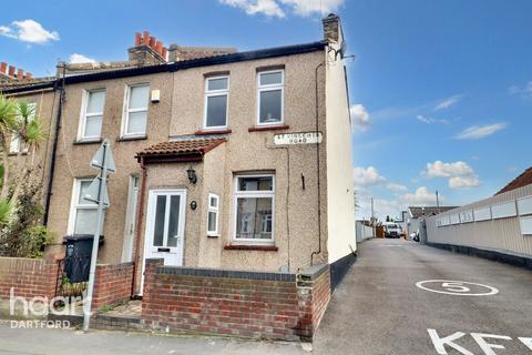 3 bedroom end of terrace house for sale, St Vincents Road, Dartford