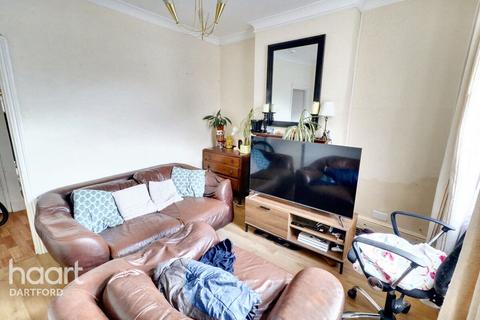 3 bedroom end of terrace house for sale, St Vincents Road, Dartford