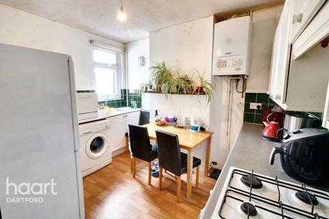 3 bedroom end of terrace house for sale, St Vincents Road, Dartford