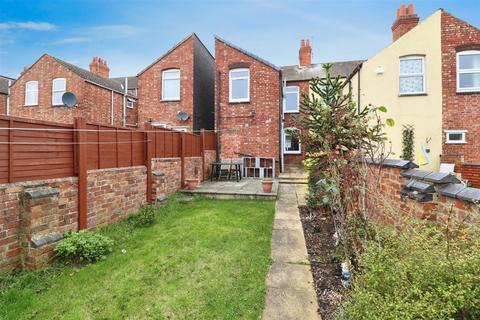 3 bedroom end of terrace house for sale, Whitworth Road, Wellingborough NN8