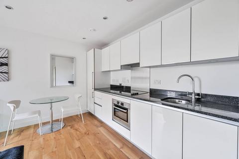 1 bedroom flat for sale, Meadowside, Blackheath, London, SE9