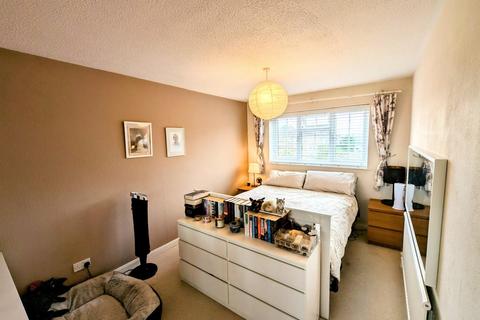2 Acacia Close, Bristol, BS16 4NF