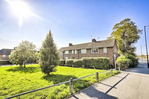 4 bedroom terraced house to rent, Shepherds Bush, Shepherd's Bush, London, W12