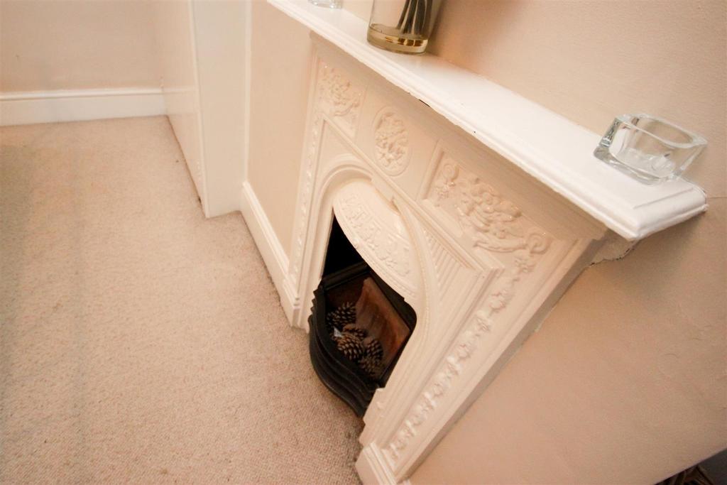 Fire place 2.jpg
