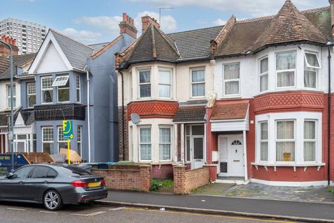 2 bedroom flat for sale, London road, Wembley, HA9