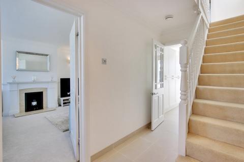 11 Ferndene, Longfield, DA3 7HJ