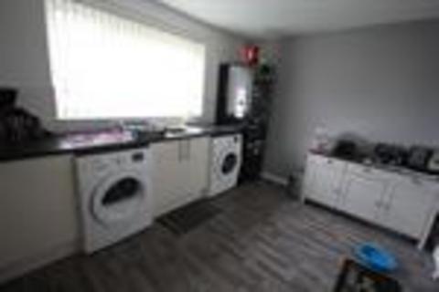 3 bedroom townhouse to rent, Bromley Gardens Wallsend