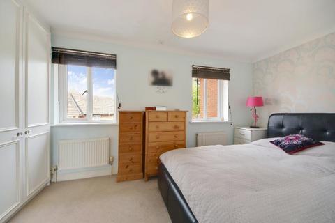 4 Halliday Close, Shenley, Radlett, WD7 9JZ