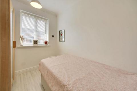 4 Halliday Close, Shenley, Radlett, WD7 9JZ