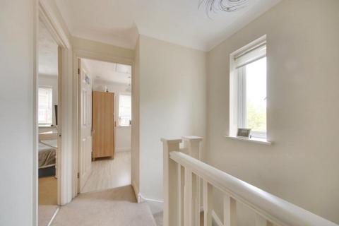 4 Halliday Close, Shenley, Radlett, WD7 9JZ