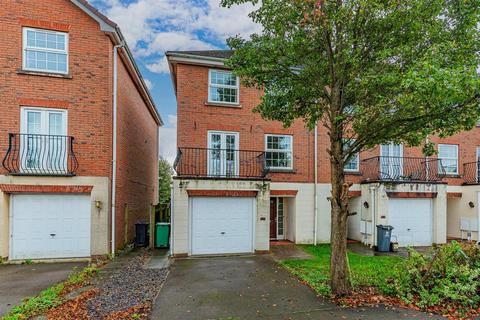 4 bedroom townhouse for sale, Beaufort Square, Cardiff CF24