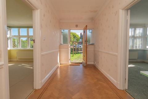 3 bedroom detached bungalow for sale, Bridge Road, Margate, CT9