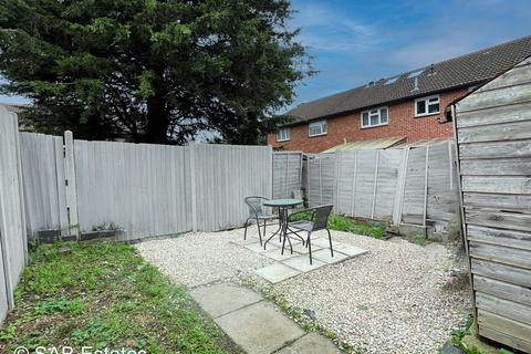 1 bedroom end of terrace house for sale, Dacre Close, Greenford, UB6