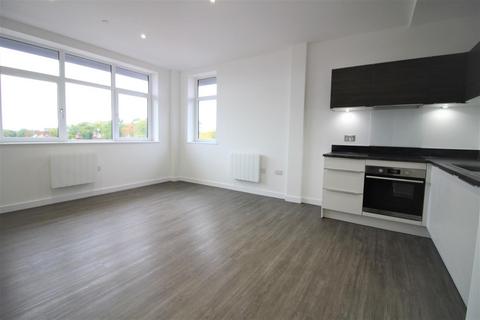 1 bedroom apartment to rent, Norwich House, Surrey GU15