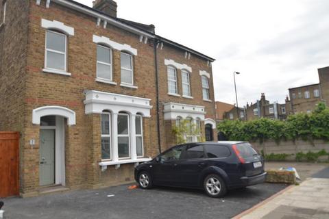 1 bedroom house to rent, Eccleston Road, London W13