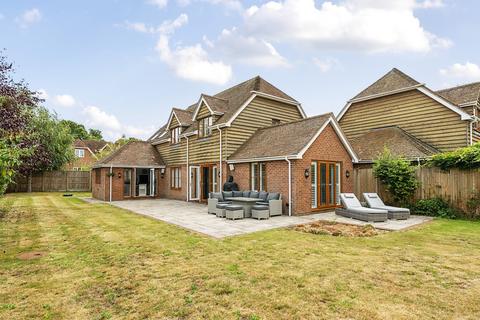 4 bedroom detached house for sale, Greenlees Close, Wickham, Hampshire, PO17