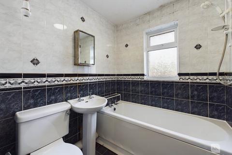 13 Catchpole Close, Greenleys, Milton Keynes, MK12 6LR