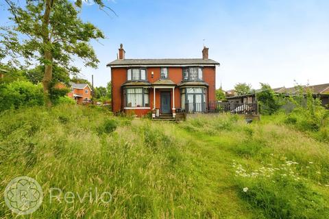 4 bedroom detached house for sale, Hillcrest Road, Rochdale, OL11