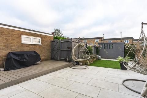 3 bedroom terraced house for sale, Lonsdale Road, Stevenage SG1