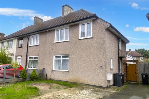 4 bedroom end of terrace house to rent, Farmway, Essex RM8