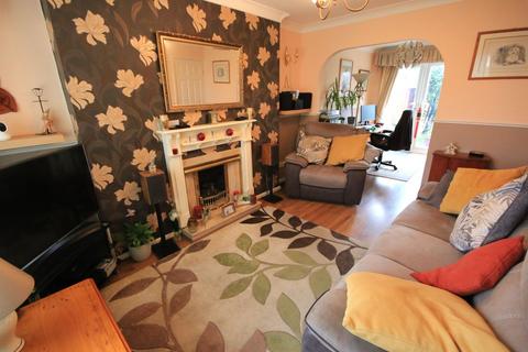 2 bedroom semi-detached house for sale, Longfellow Close, Worsley Mesnes, Wigan, WN3 5YB