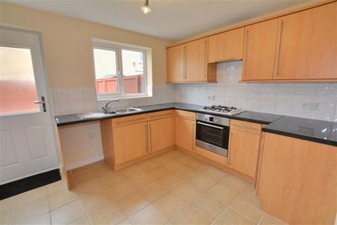 3 bedroom semi-detached house to rent, HAYFIELD WAY, ACKWORTH