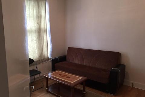 1 bedroom flat for sale, Salisbury Road, london