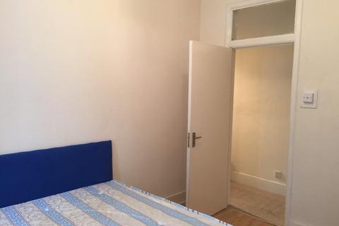 1 bedroom flat for sale, Salisbury Road, london