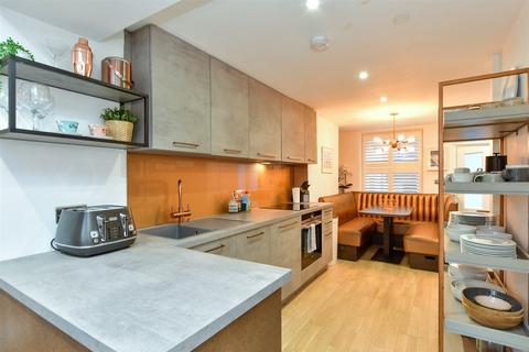 3 bedroom end of terrace house for sale, Market Street, Brighton, East Sussex