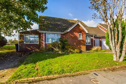 2 bedroom bungalow for sale, Vetch Close, Highcliffe, Dorset, BH23