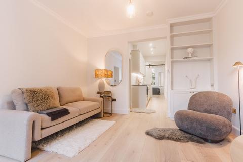 74 Hamilton Place, Edinburgh, EH3 5AZ
