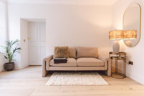 74 Hamilton Place, Edinburgh, EH3 5AZ