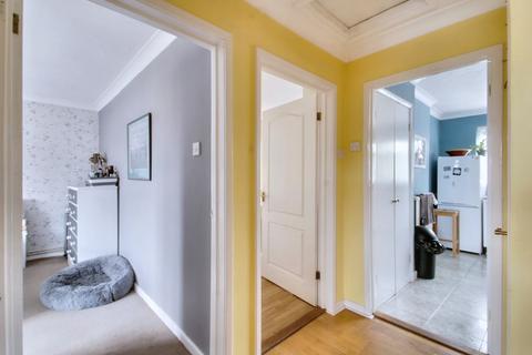 24 Bancroft Close, Stoke Holy Cross, Norwich, NR14 8LT