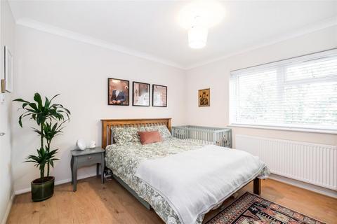 65 Hungerdown, London, E4 6QJ