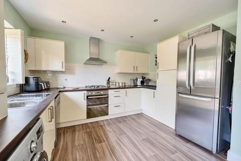 3 bedroom semi-detached house for sale, Knowle Hill, Eastleigh, Hampshire, SO50