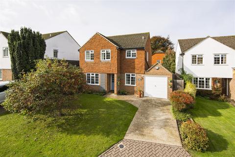 4 bedroom detached house for sale, Cottenham Close, East Malling, West Malling ME19