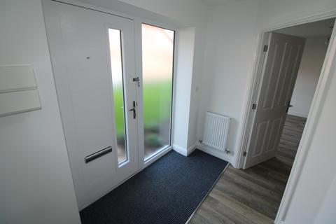 2 bedroom townhouse to rent, Fairfields, Branston DE14