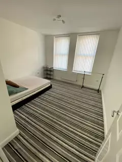 2 bedroom flat to rent, Moorland road, Stoke-on-Trent ST6 1DJ