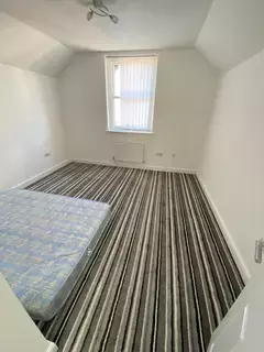 2 bedroom flat to rent, Moorland road, Stoke-on-Trent ST6 1DJ