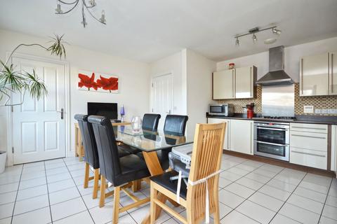 132 Newfoundland Way, Portishead, Bristol, BS20 7PT