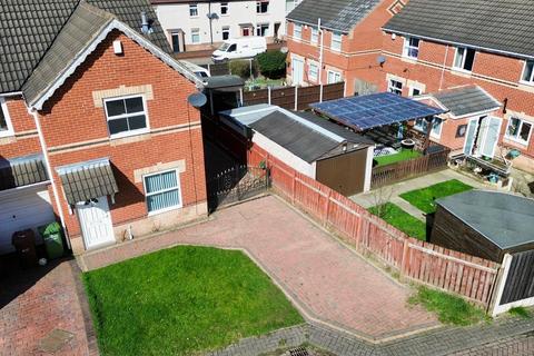 2 bedroom semi-detached house for sale, Harriers Court, Pontefract WF9