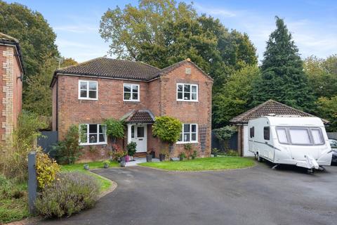 4 bedroom detached house for sale, Mallard Way, Henfield BN5