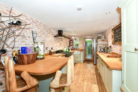 3 bedroom terraced house for sale, Bottlescrew Hill, Boughton Monchelsea, Maidstone, Kent