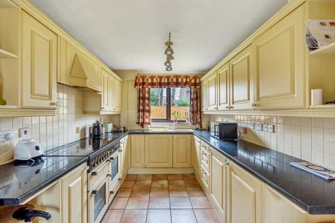 4 bedroom link detached house for sale, Carterton,  Oxfordshire,  OX18