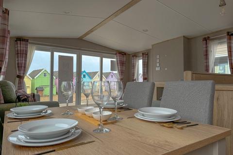 2 bedroom lodge for sale, West Mersea Holiday Park