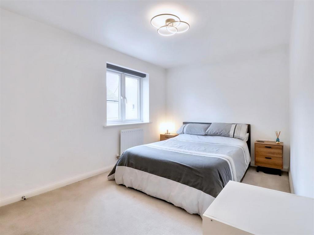 Principal bedroom