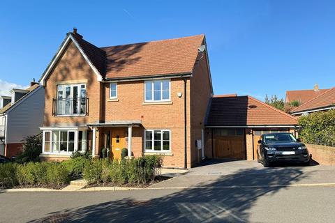 4 bedroom detached house for sale, Cheales Close, Haywards Heath, RH16