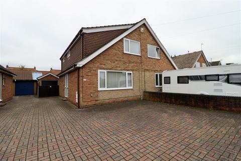 3 bedroom semi-detached house for sale, Hawling Road, Market Weighton