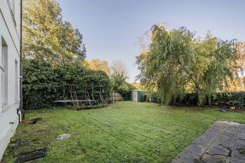 undefined, Streatham Common North, London SW16
